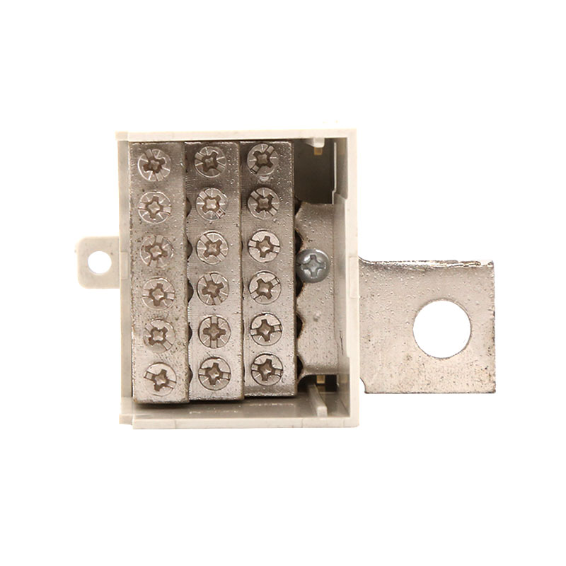 16051001 空開25-70左組合一進(jìn)十八出